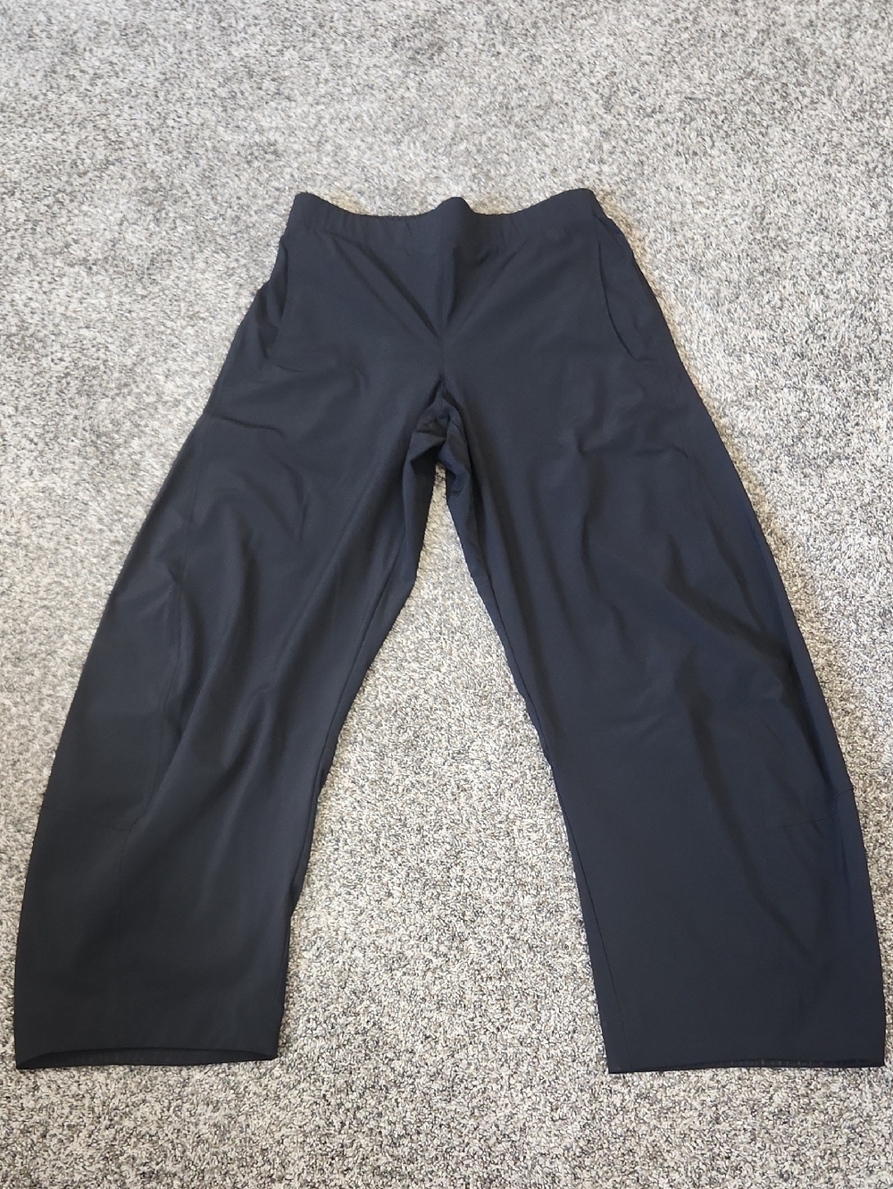 Ruti On The Loose Black Pants